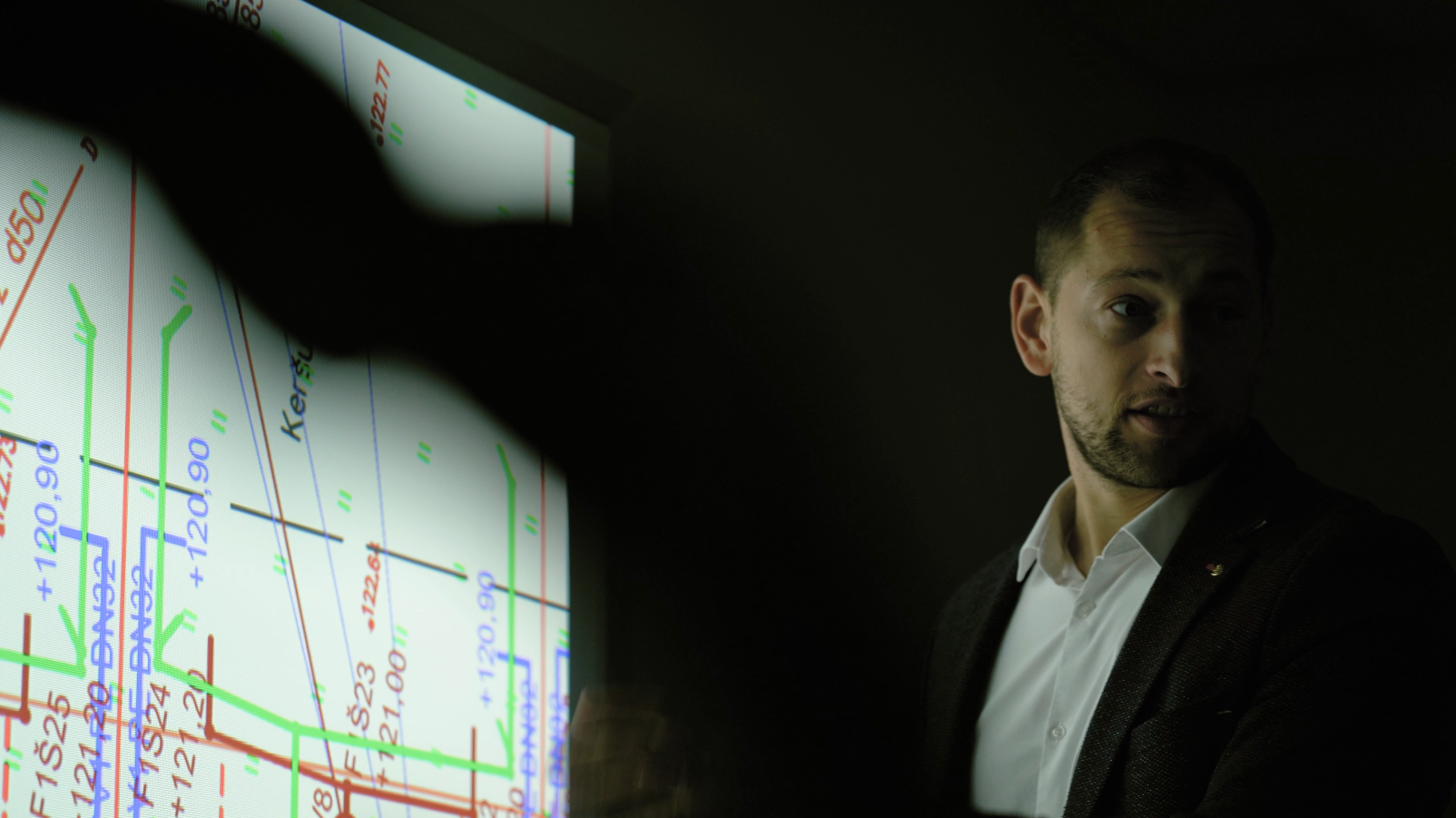 lauras prie brezinio